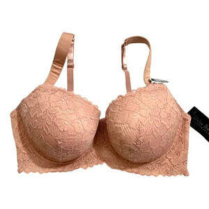 NWT Delta Burke Blush Pink Lace Push Up Bra
